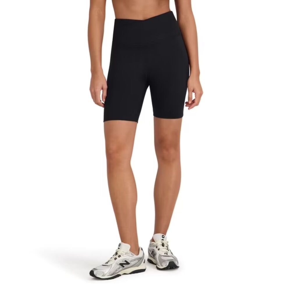 NWT Outdoor Voices OV132W Black Beauty CloudKnit Bike Short Womens Small